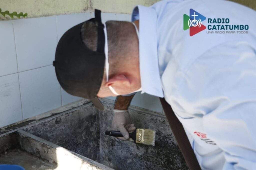 Estrategia contra el dengue