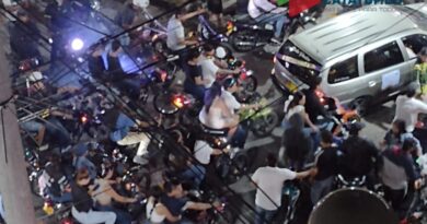 Multitudinario entierro