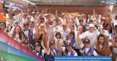 54 mujeres integrantes de la Asociación Campesina del Catatumbo (ASCAMCAT), recibieron del Gobierno Nacional 724 hectáreas ubicadas en la vereda Los Tanques, del municipio de El Zulia, Norte de Santander / Foto: ANT