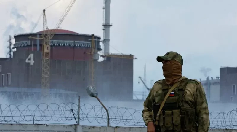 La tensión dentro de la central nuclear ucraniana de Zaporiyia: «Los rusos nos tienen a punta de pistola»