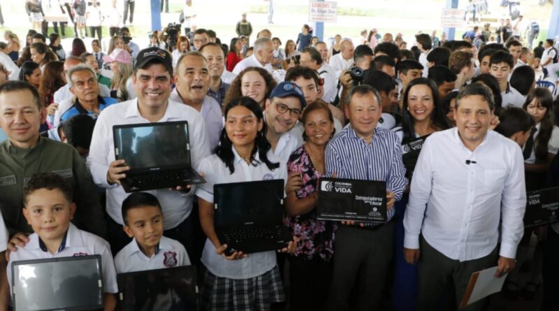 Ministro de las TIC