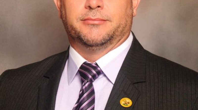 Rector amenazado