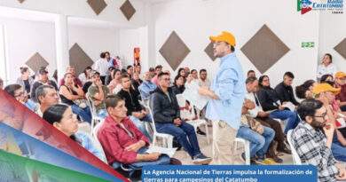 Encuentro entre la ANT y a campesinos de la región del Catatumbo para formalizar entrega de predios / Foto: Agencia Nacional de Tierras