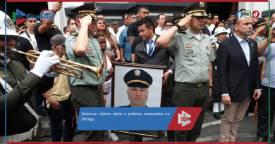 Doloroso último adiós a policías asesinados en Ábrego